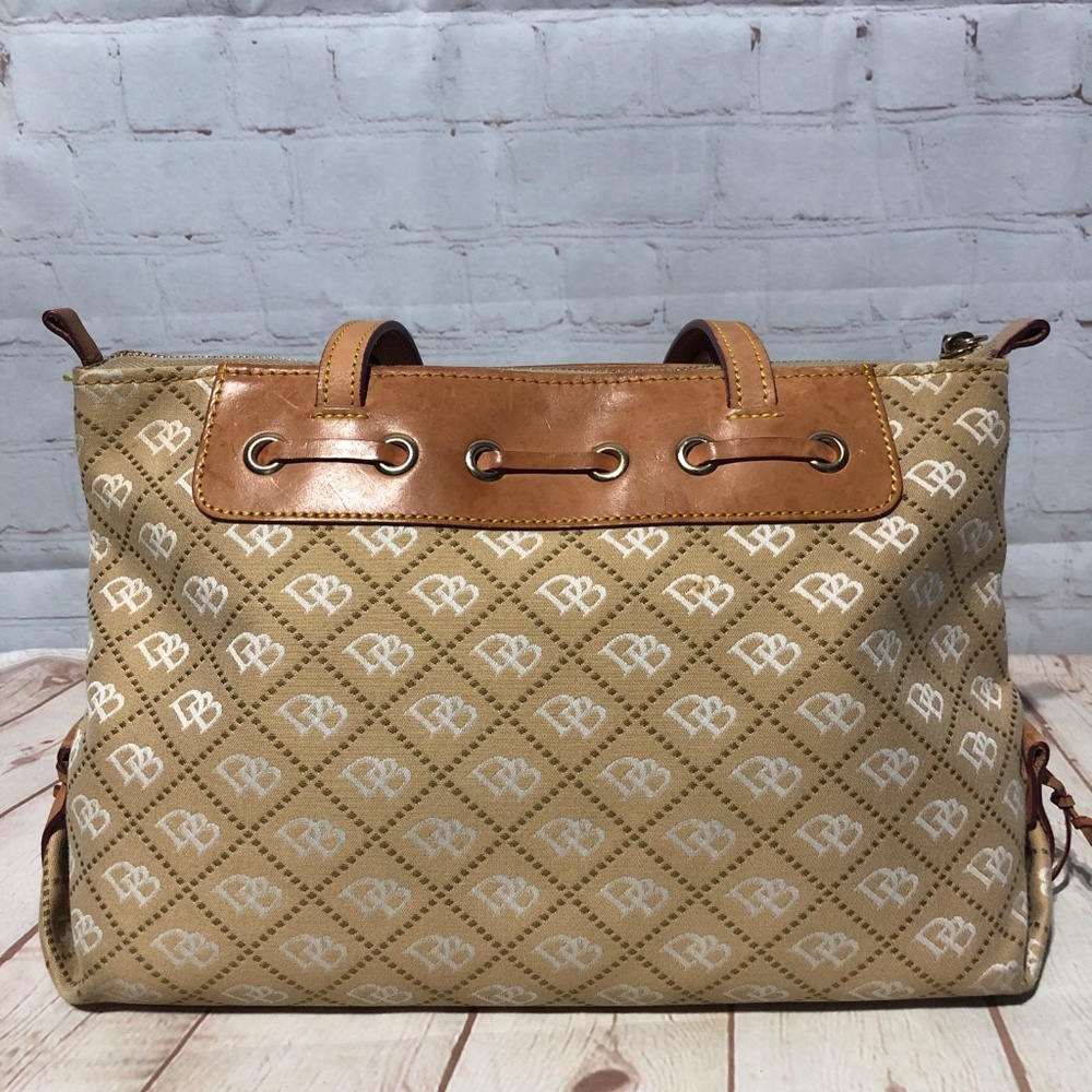 Dooney & Bourke brown leather and canvas shoulder bag - Picture 3 of 15